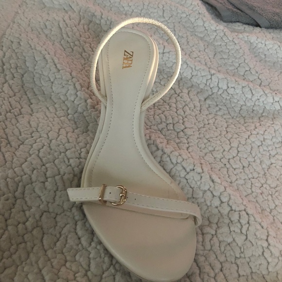 Zara Cream Strappy Sandals - Picture 4 of 5